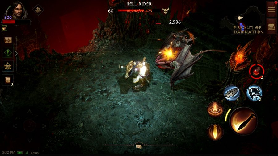 Captura de pantalla de la lucha contra un Hell Rider en la revisión de Diablo Immortal