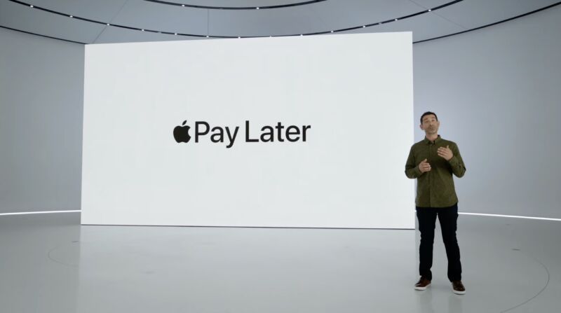 Pay Later se anunció durante el discurso de apertura de la WWDC el 8 de junio.