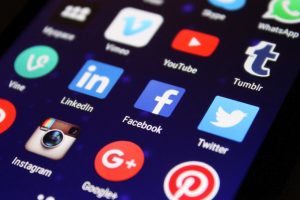 10 tendencias y oportunidades en las redes sociales para 2022