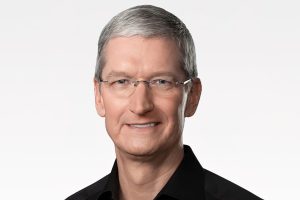El CEO de Apple, Tim Cook, confirma que la compañía usará chips fabricados en Arizona