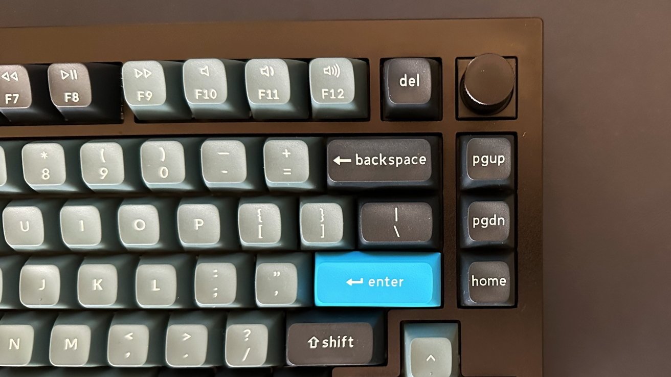 Keychron Q1 Pro con botón